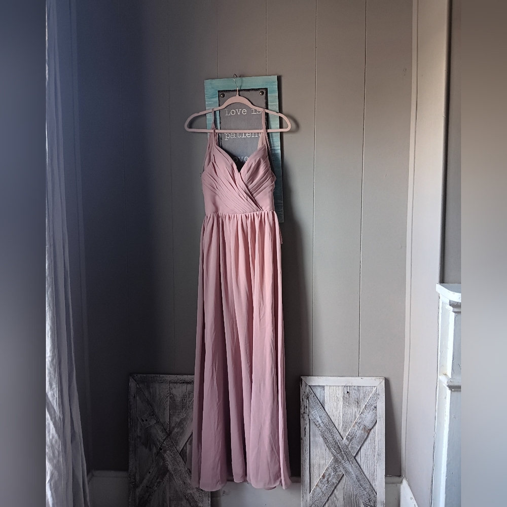 NWT  Witness Of Love Blush Pink Spaghetti Strap Long Gown Size 4⚘️
